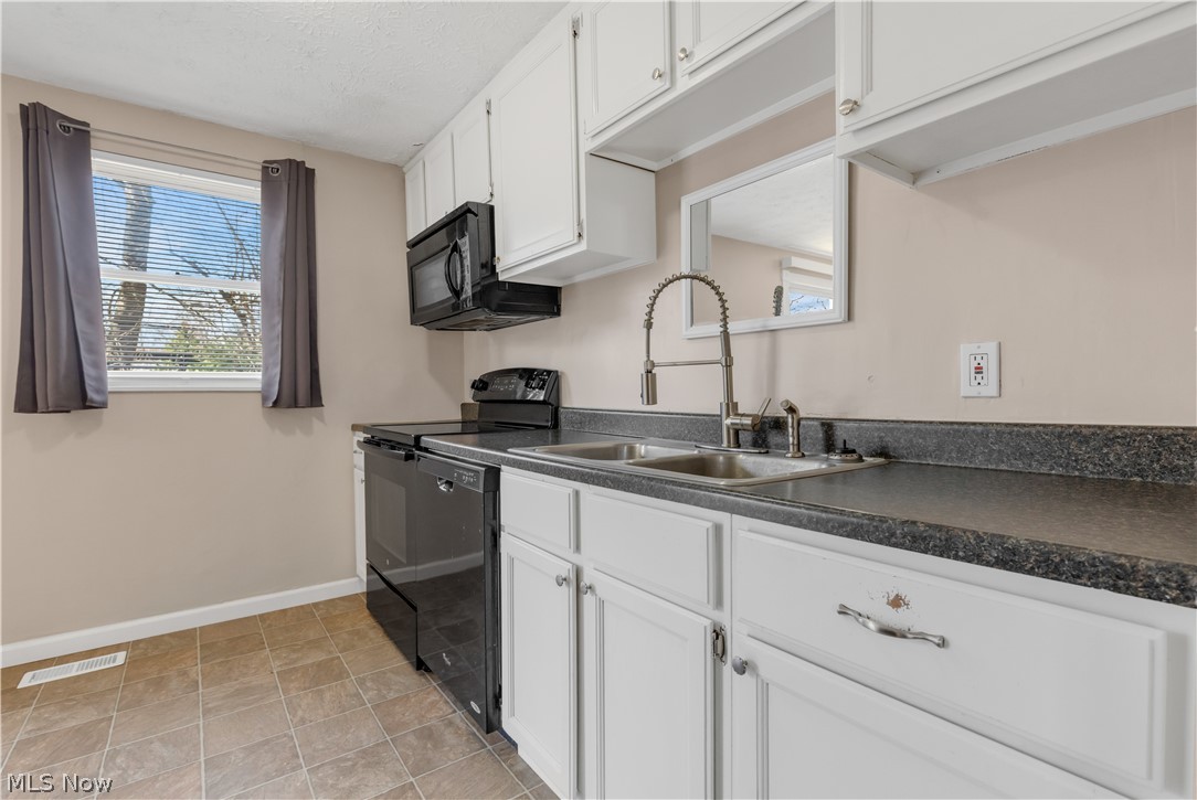 1720 Red Bird Road Madison, OH 44057 - Photo 6 of 25