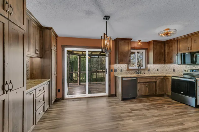 $299,900 | 1133 County Road 134, St. Cloud, MN 56303