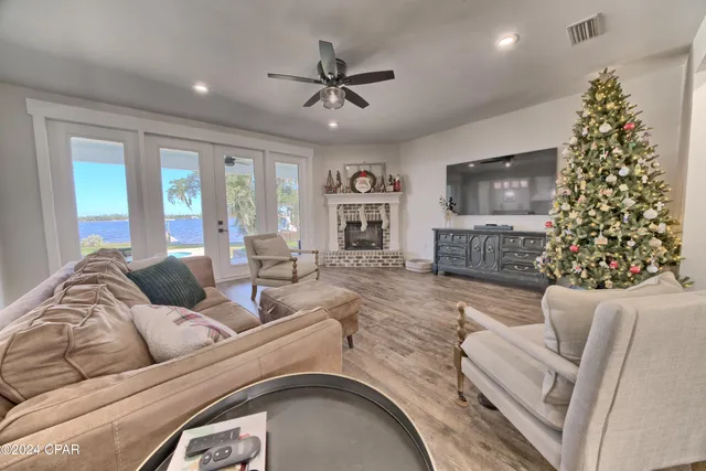 $1,259,999 | 700 East 2nd Street, Lynn Haven, FL 32444
