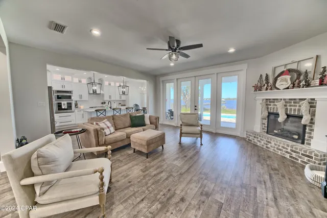 $1,259,999 | 700 East 2nd Street, Lynn Haven, FL 32444