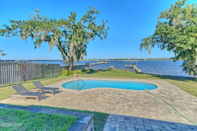 $1,259,999 | 700 East 2nd Street, Lynn Haven, FL 32444