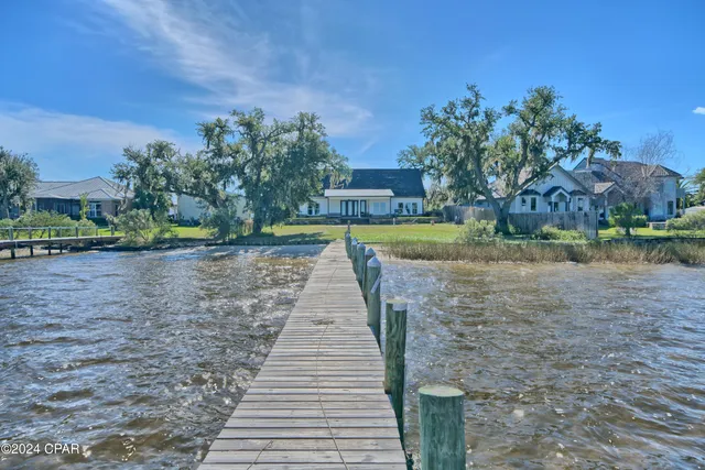 $1,259,999 | 700 East 2nd Street, Lynn Haven, FL 32444