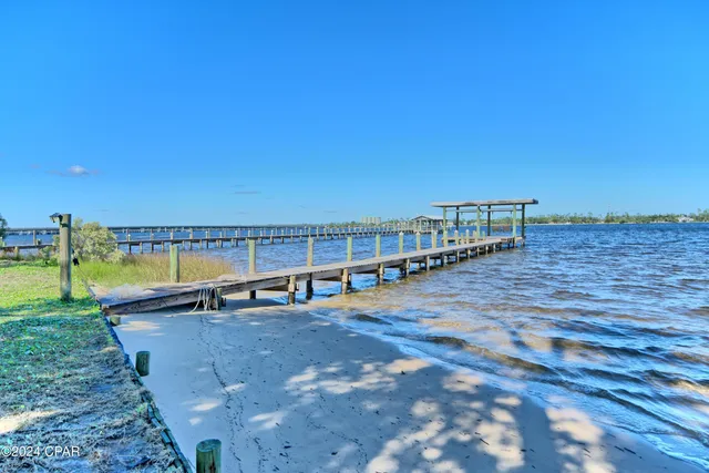 $1,259,999 | 700 East 2nd Street, Lynn Haven, FL 32444