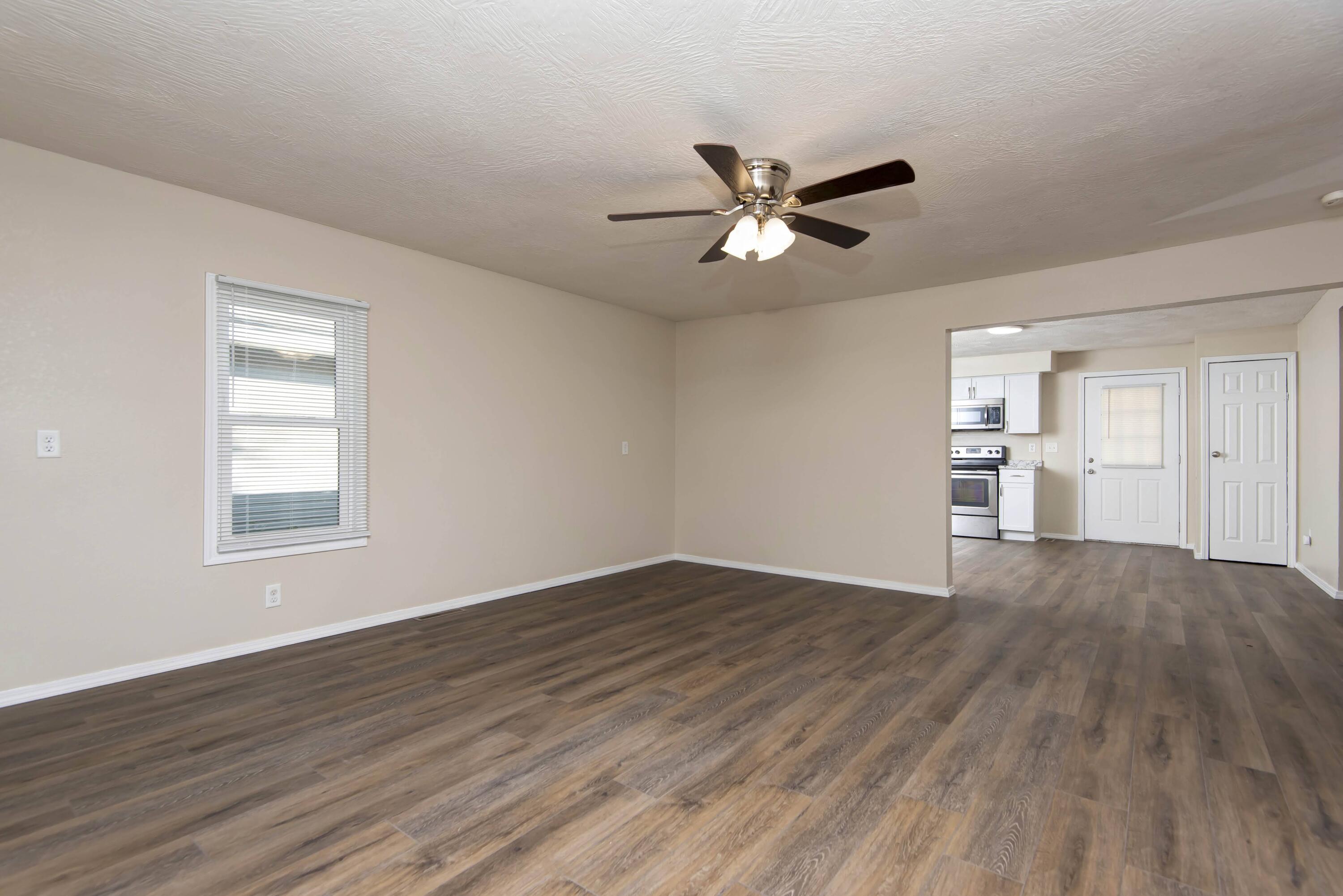 3133 West State Street Springfield, MO 65802 - Photo 2 of 25 2
