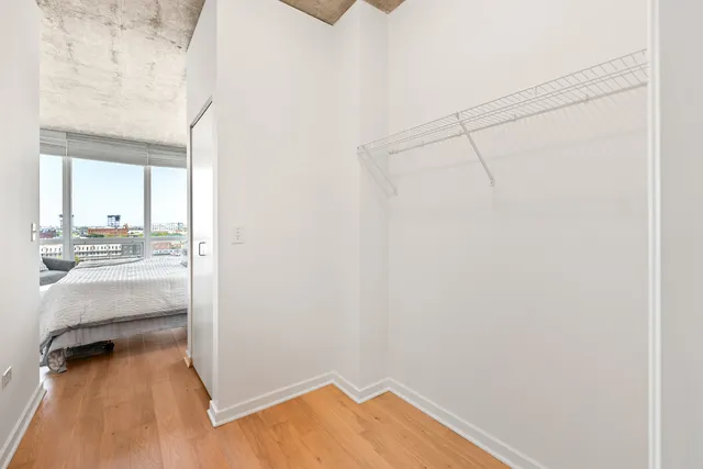 $319,000 | 1845 South Michigan Avenue, Unit 1003, Chicago, IL 60616