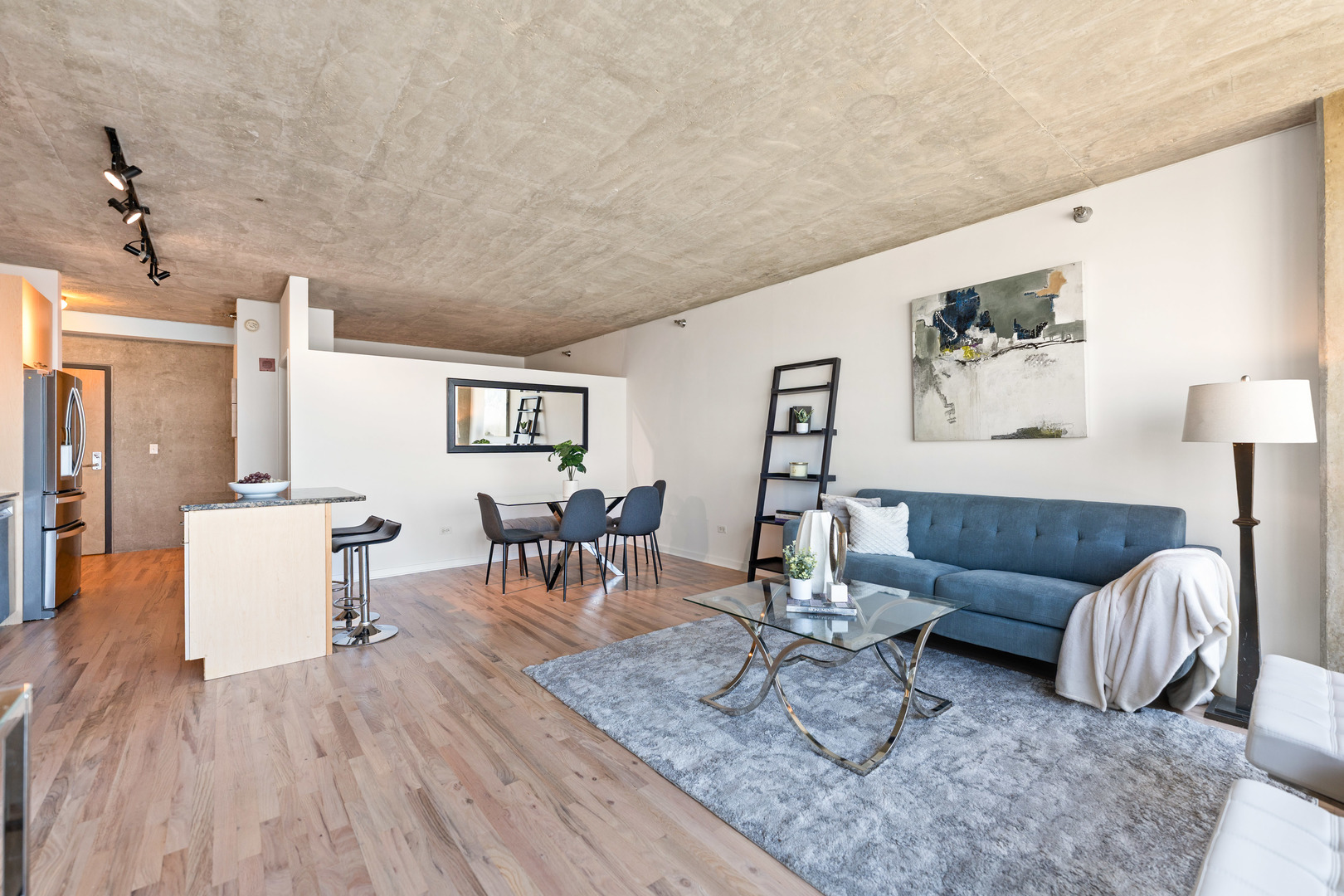 1845 South Michigan Avenue, Unit 1003 Chicago, IL 60616 - Photo 4 of 15