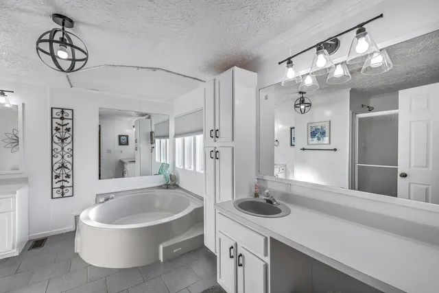 $425,000 | 1009 Lion Heart Lane, Summerton, SC 29148