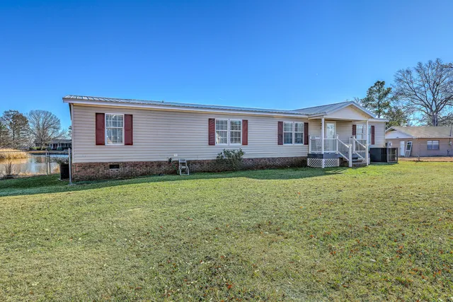 $425,000 | 1009 Lion Heart Lane, Summerton, SC 29148