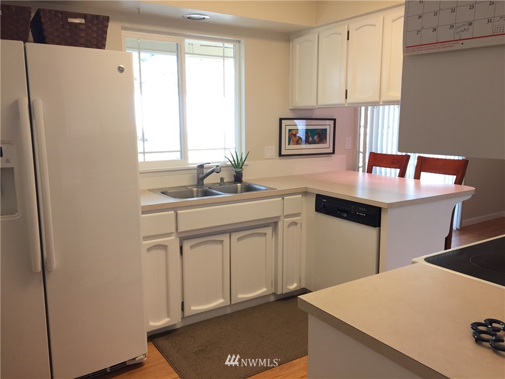 131 Timberline Drive Castle Rock, WA 98611 - Photo 2 of 19 Gallery Image 2