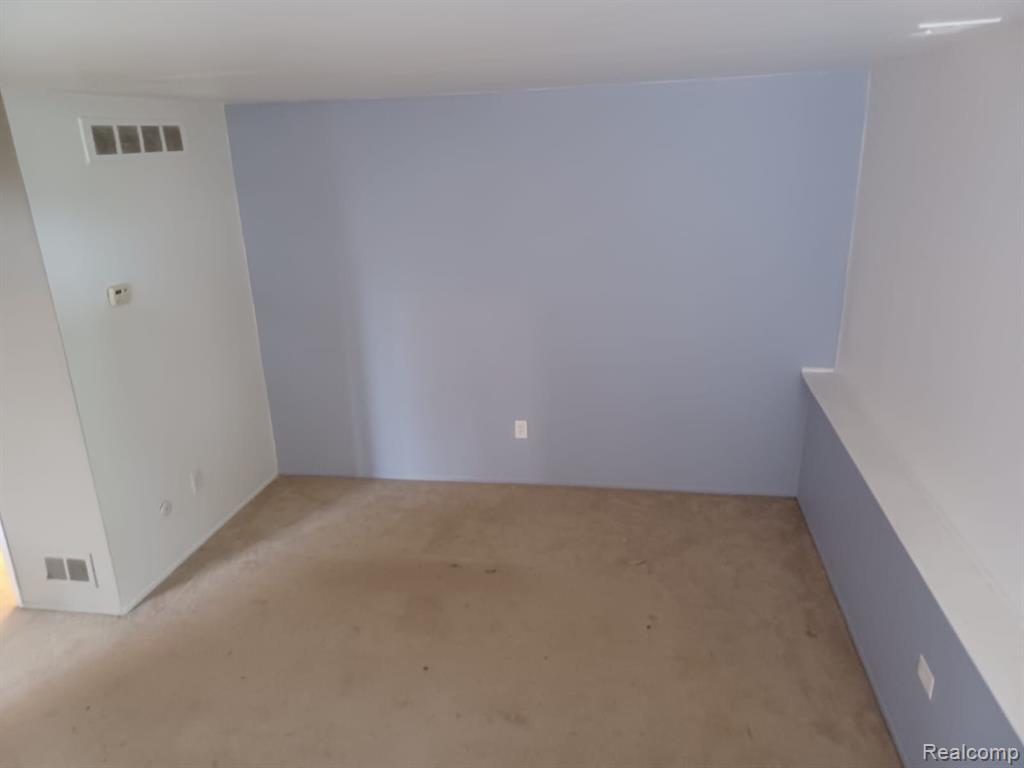 14091 Jackson Street Taylor, MI 48180 - Photo 5 of 17