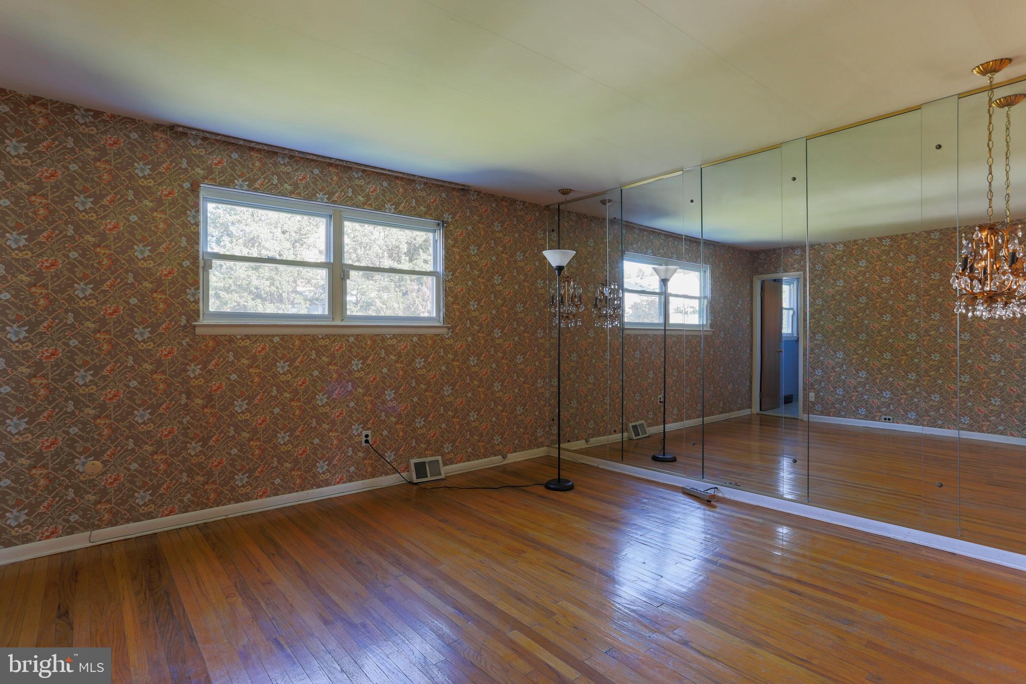 637 Renz Street Philadelphia, PA 19128 - Photo 20 of 32 Gallery Image 20
