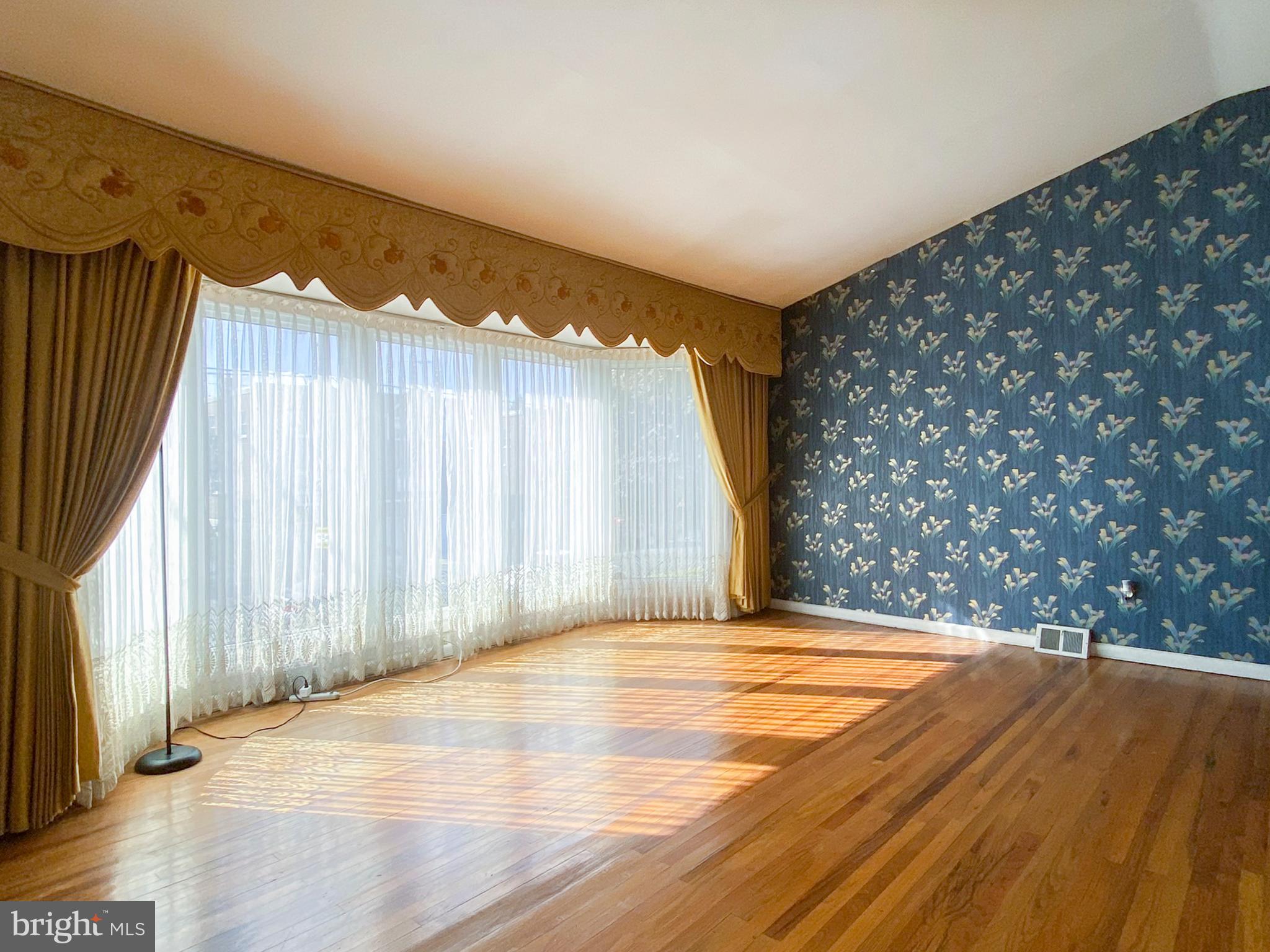 637 Renz Street Philadelphia, PA 19128 - Photo 23 of 32 Gallery Image 23