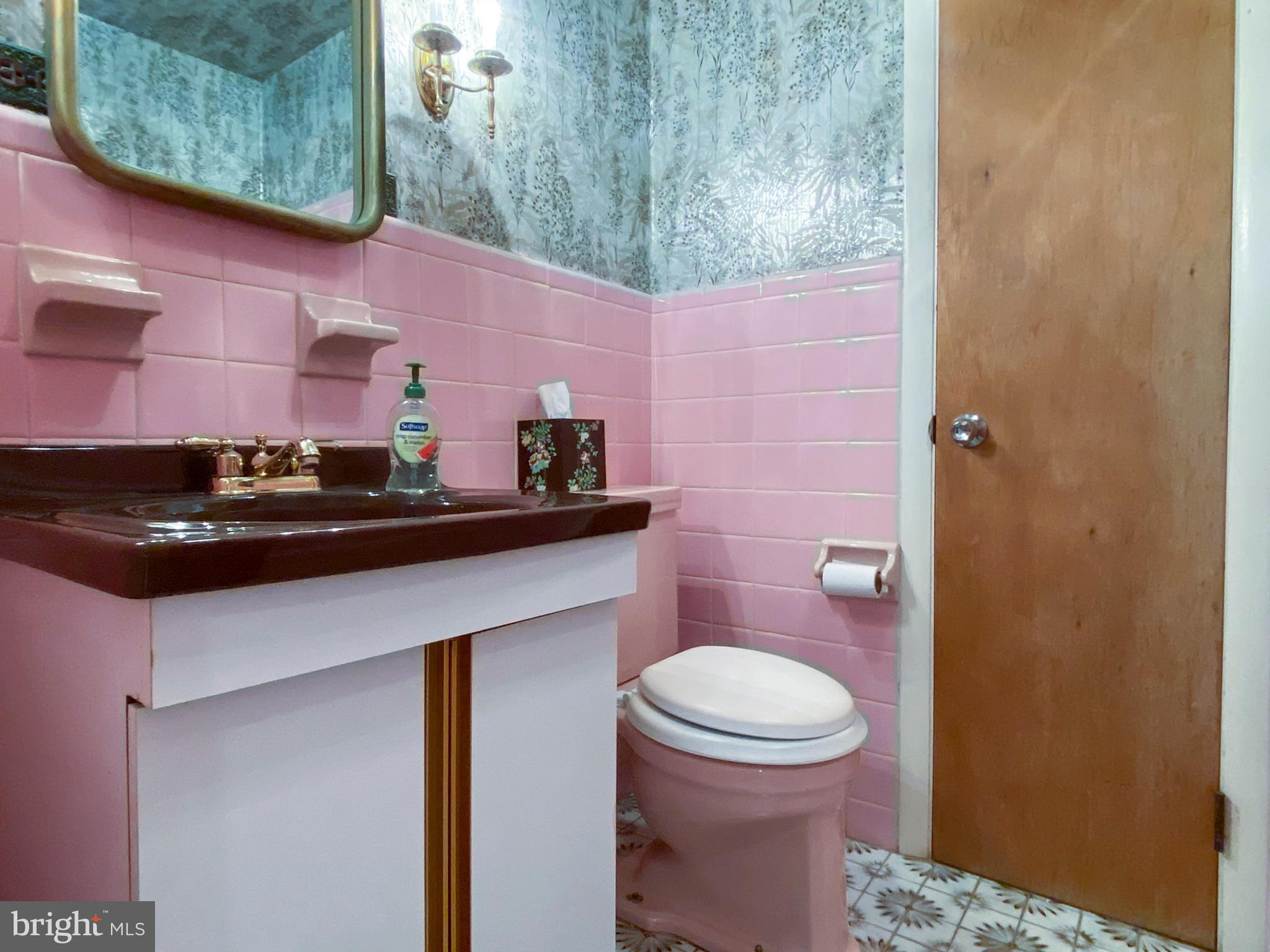 637 Renz Street Philadelphia, PA 19128 - Photo 26 of 32 Gallery Image 26