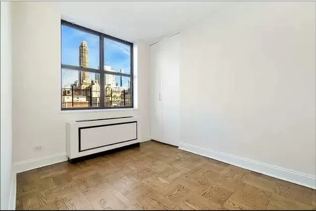 $4,350 | 400 East 71st Street, Unit 21V | Lenox Hill