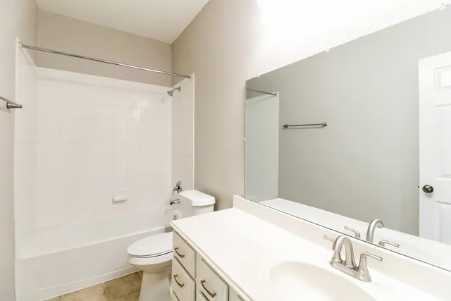 $1,990 | 11402 English Rose Trail, Missouri City, TX 77459