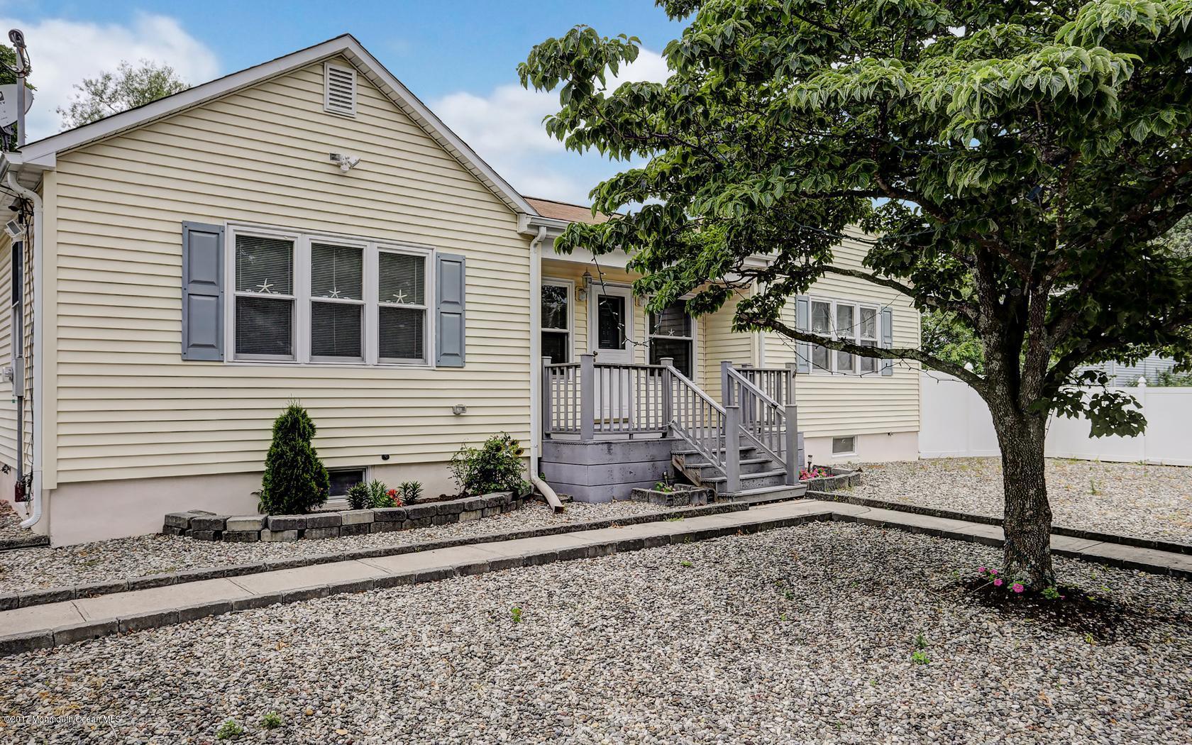462 Augustus Road Brick, NJ 08723 - Photo 2 of 23 2