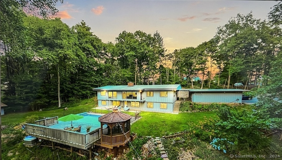 237 Duncaster Road Bloomfield, CT 06002 - Photo 1 of 1