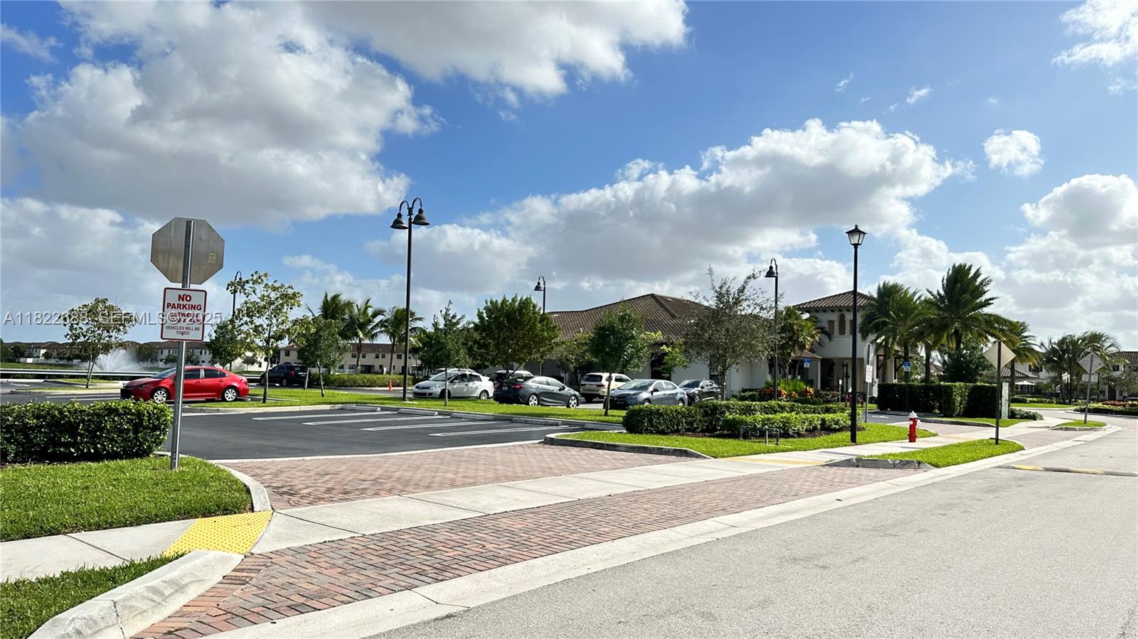 3278 West 97th Terrace Hialeah, FL 33018 - Photo 86 of 97 a view of a basketball court