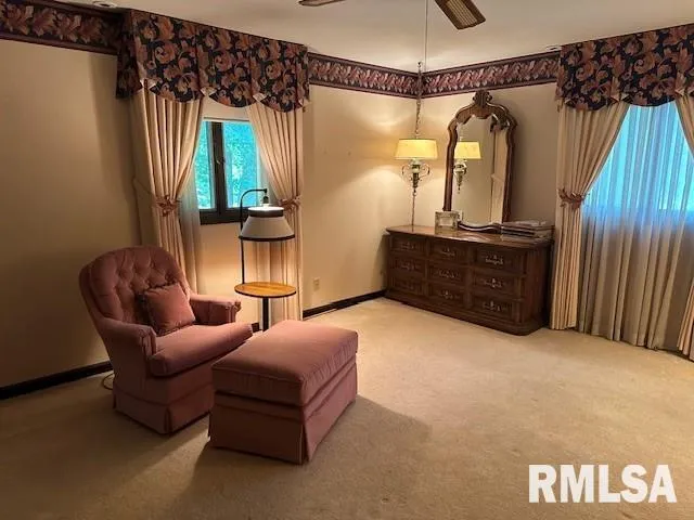 $240,000 | 1322 Cynthia Court, Taylorville, IL 62568