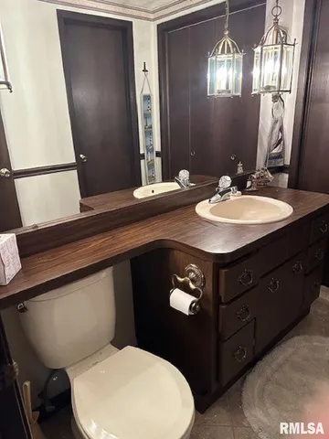 $240,000 | 1322 Cynthia Court, Taylorville, IL 62568