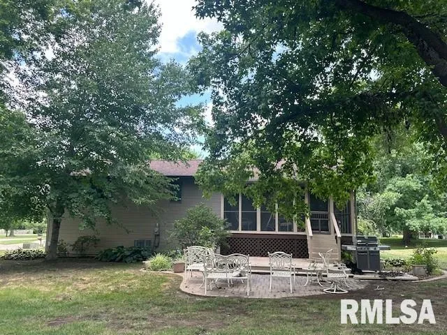 $240,000 | 1322 Cynthia Court, Taylorville, IL 62568