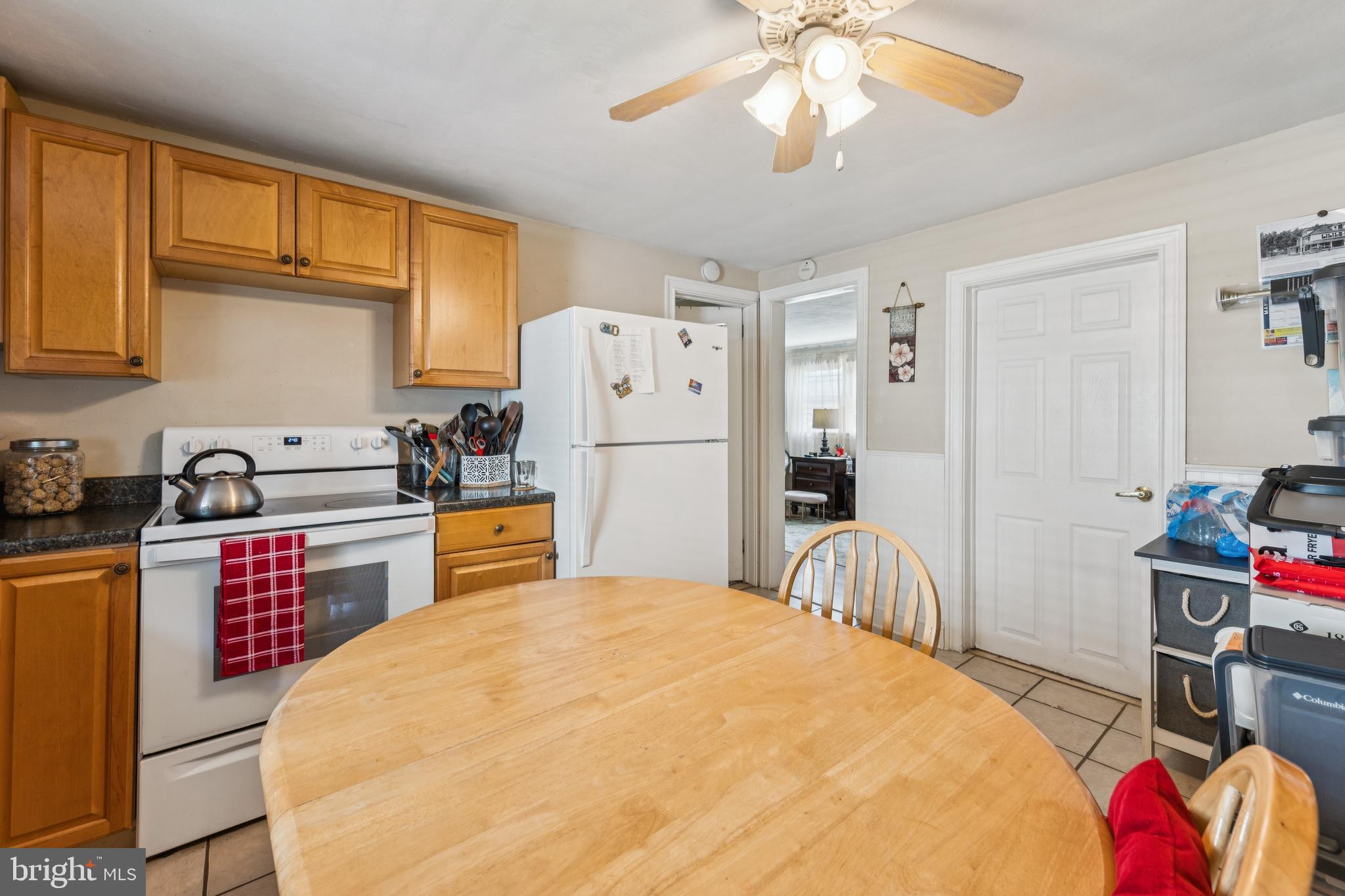 138 Morgan Avenue Hamilton, NJ 08619 - Photo 9 of 19