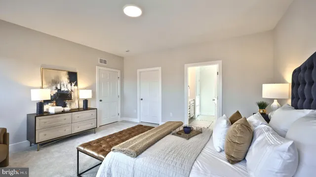 $564,800 | 2509 Hawthorne Drive, Harrisburg, PA 17110