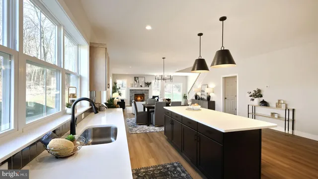 $564,800 | 2509 Hawthorne Drive, Harrisburg, PA 17110