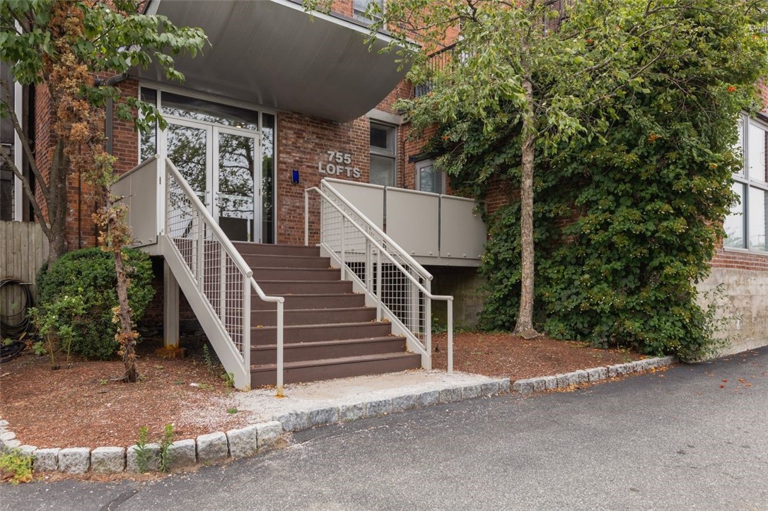 755 Westminster Street, Unit 404 Providence, RI 02903 - Photo 35 of 43