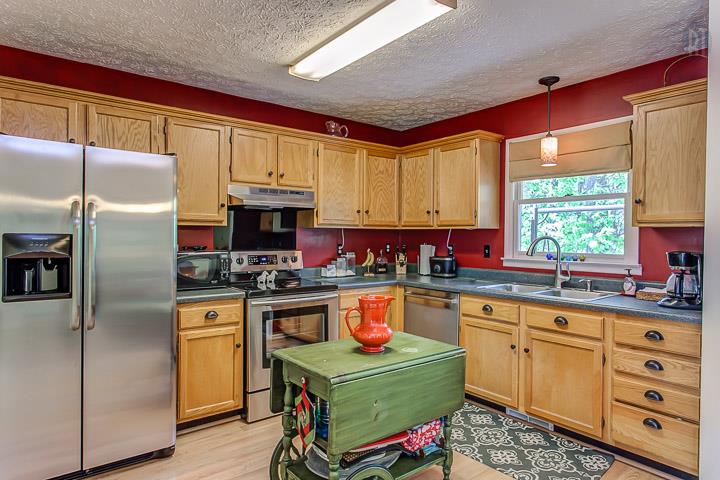 7102 Totty Road Fairview, TN 37062 - Photo 11 of 27 All Brand New Stainless Steel Appliances, Large, Spacious Kitchen