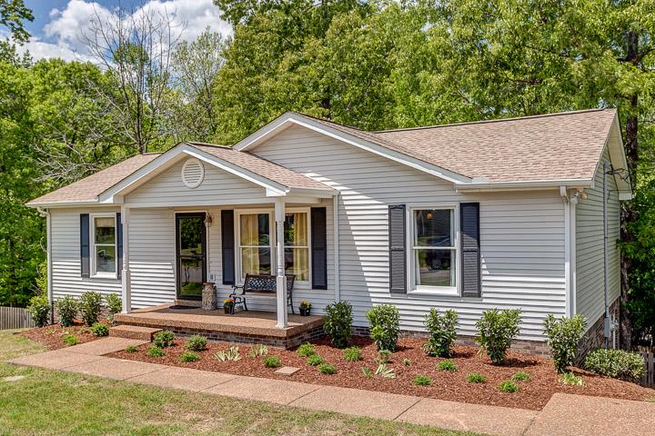 7102 Totty Road Fairview, TN 37062 - Photo 3 of 27