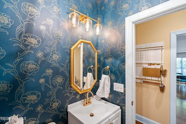 $1,035,000 | 1914 Odyssey Drive, Wilmington, NC 28405