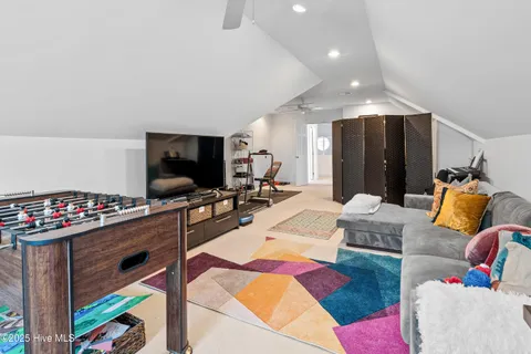 $1,065,000 | 1914 Odyssey Drive, Wilmington, NC 28405