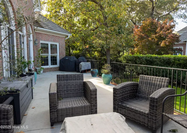 $1,035,000 | 1914 Odyssey Drive, Wilmington, NC 28405