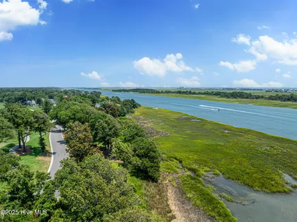 $995,000 | 1914 Odyssey Drive, Wilmington, NC 28405