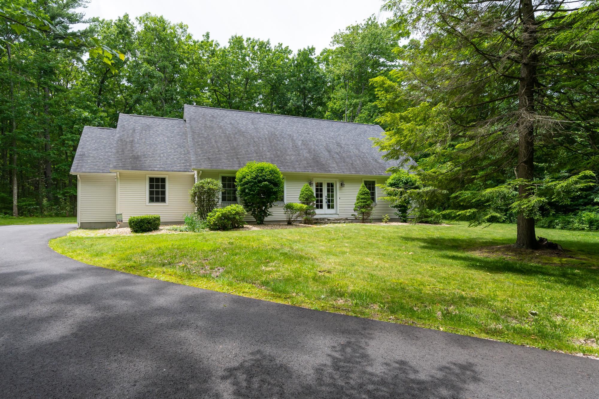 169 County Road Bedford, NH 03110 - Photo 1 of 37