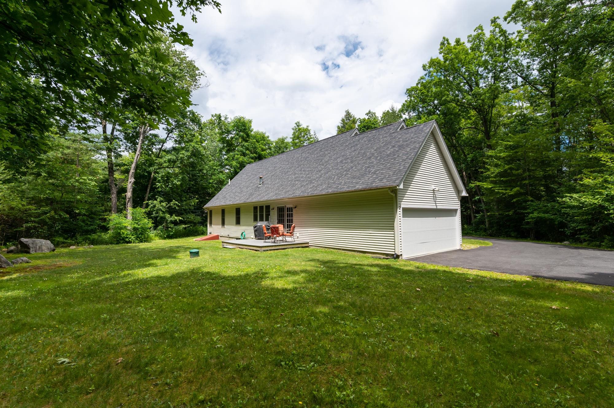 169 County Road Bedford, NH 03110 - Photo 31 of 37