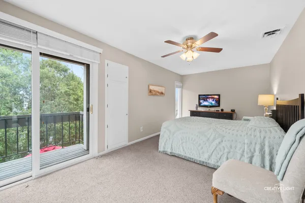 $334,900 | 10 West Windsor Court, Sugar Grove, IL 60554