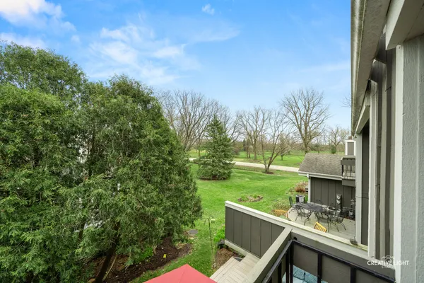 $334,900 | 10 West Windsor Court, Sugar Grove, IL 60554