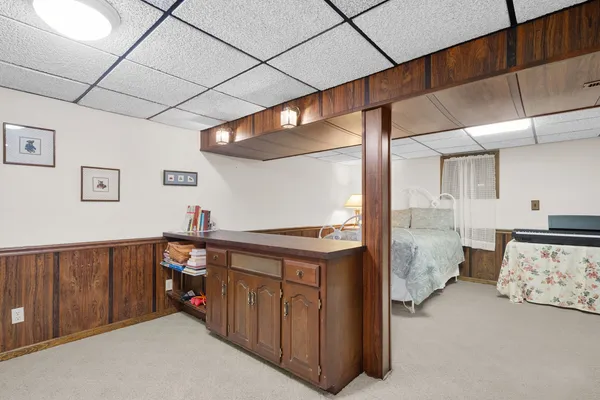 $334,900 | 10 West Windsor Court, Sugar Grove, IL 60554