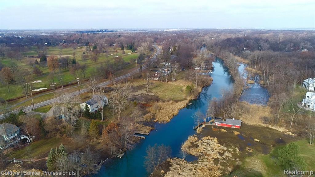 23285 Meridian Road Grosse Ile, MI 48138 - Photo 50 of 53