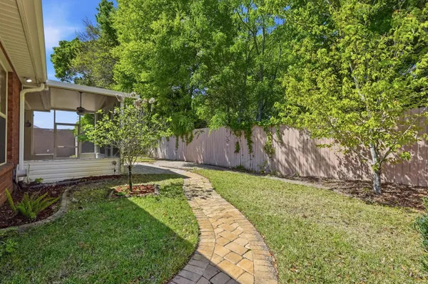 $3,000 | 2348 Cummings Drive, Fort Walton Beach, FL 32547