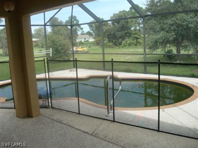 237 Rue Labonne Road Fort Myers, FL 33913 - Photo 3 of 10 Gallery Image 3