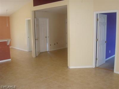 237 Rue Labonne Road Fort Myers, FL 33913 - Photo 4 of 10 Gallery Image 4