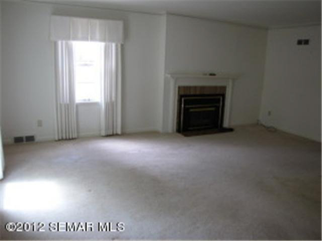 511 8th Street Southwest Rochester, MN 55902 - Photo 4 of 11