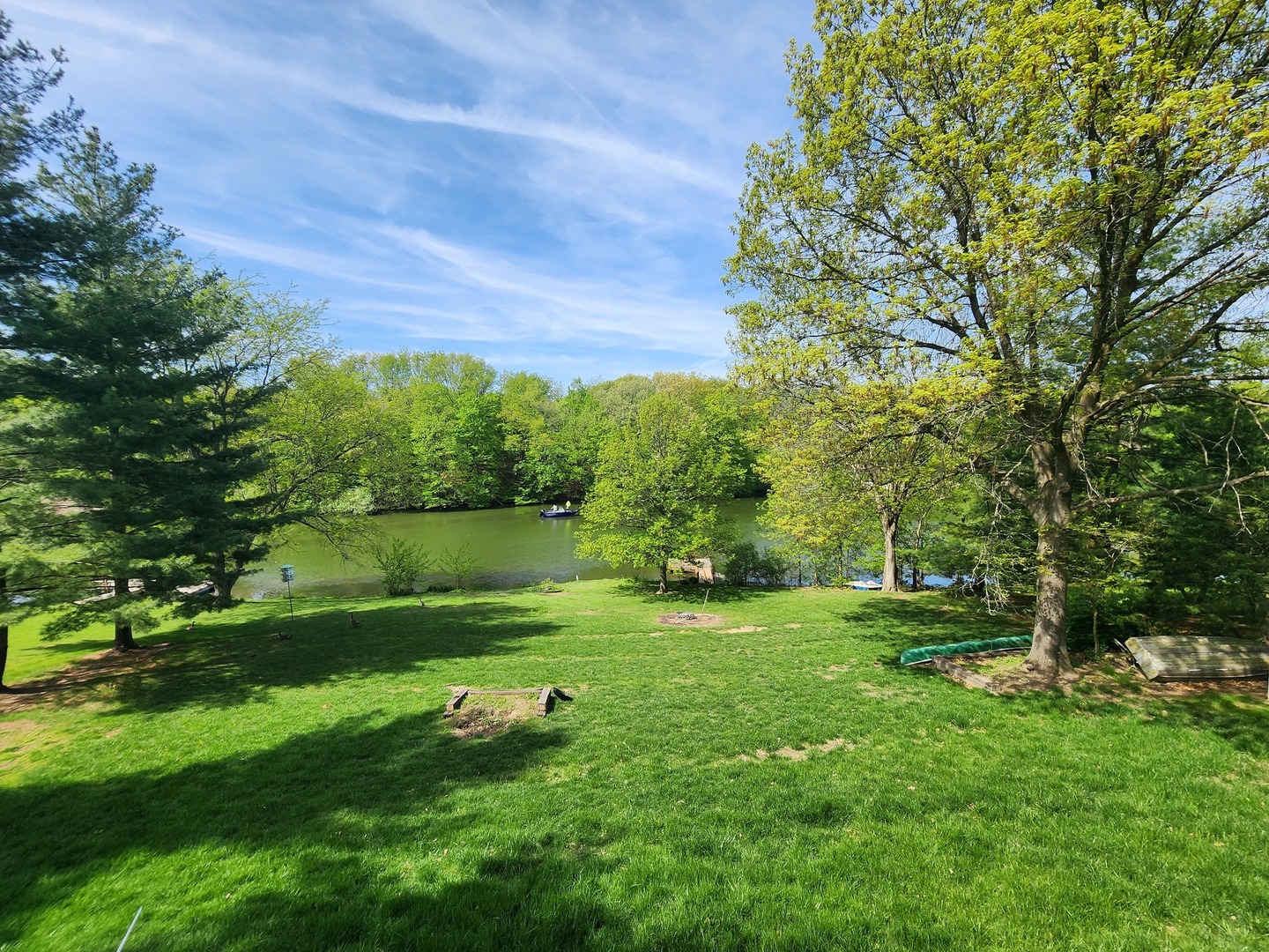 871 Buffalo Run Danvers, IL 61732 - Photo 4 of 8 a backyard of a house with lots of green space