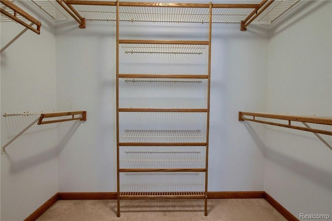 3112 Rivers Edge Drive Wayne, MI 48184 - Photo 18 of 36 Master_Bedroom_Closet.jpg