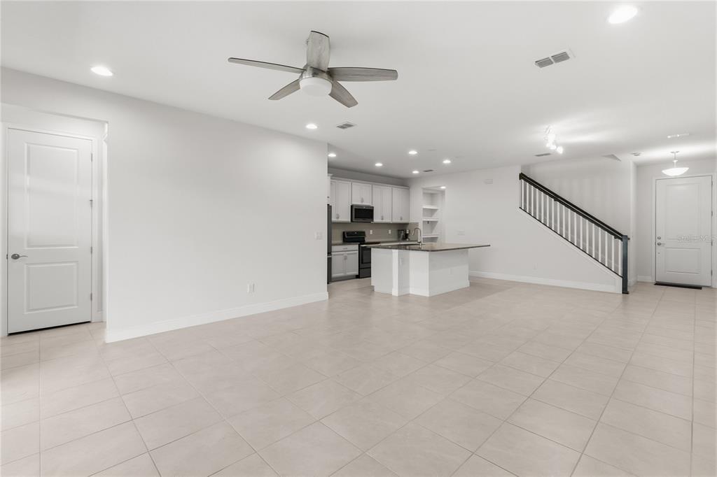 2313 Sunset Wind Loop Oldsmar, FL 34677 - Photo 8 of 45