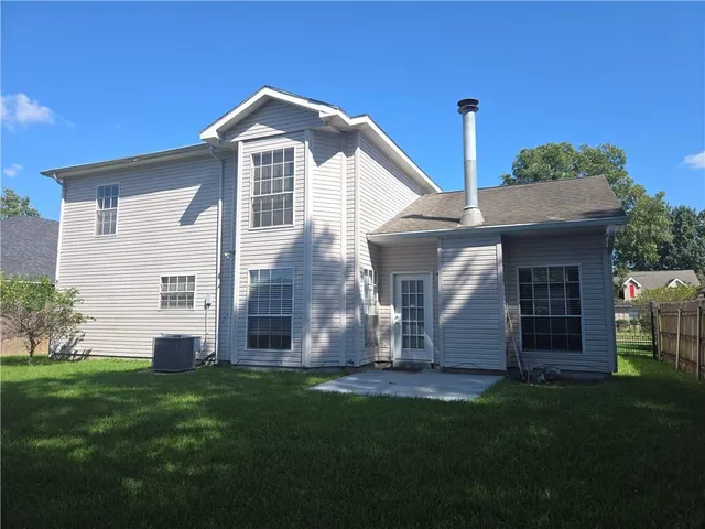 $2,200 | 1701 River Tree Court, New Orleans, LA 70131