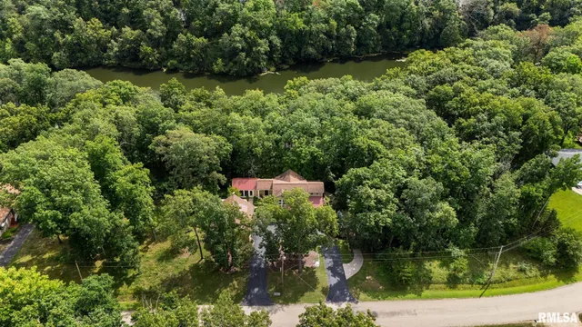 $599,990 | 1647 Tanglewood Drive, Varna, IL 61375